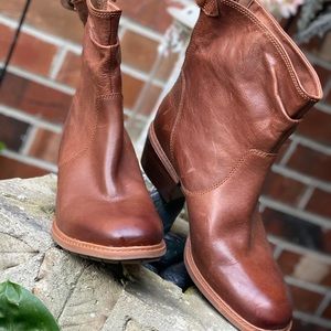 Timberlands Leather Boots: Size 10